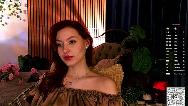 GildedKitten online show from February 2026 07:14:01 PM