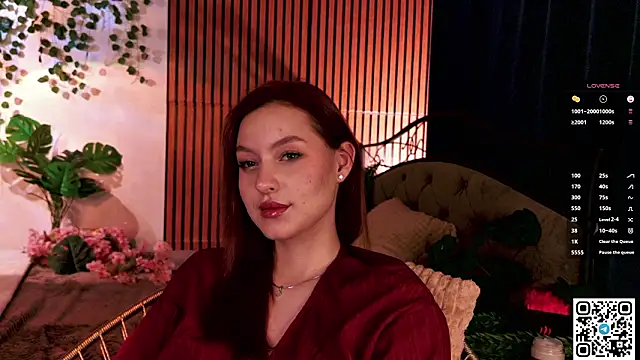 GildedKitten online show from February 2026 07:46:02 PM