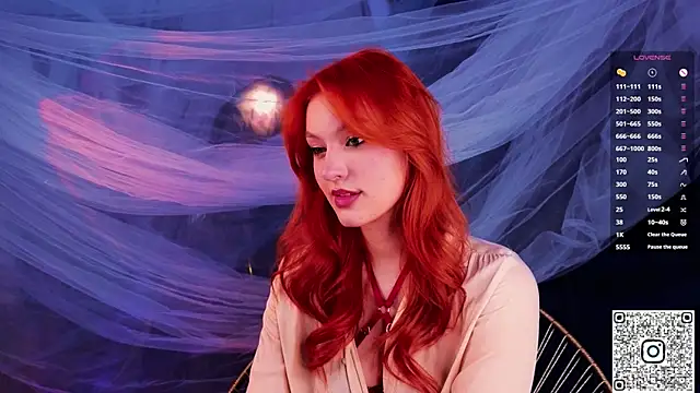 GildedKitten online show from January 2026 07:10:02 PM