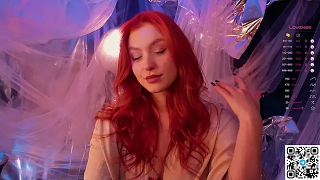 GildedKitten online show from December 2025 06:21:02 PM