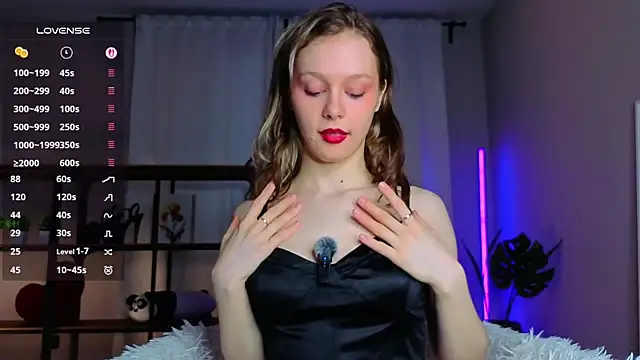 Snapshot of Tender_beauty chatting on June 2026 05:17:01 PM Tender beauty online show from June 2026 05:17:01 PM