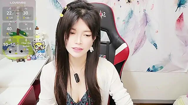 Snapshot of Alina10932 chatting on December 2025 09:30:02 AM Alina10932 online show from December 2025 09:30:02 AM