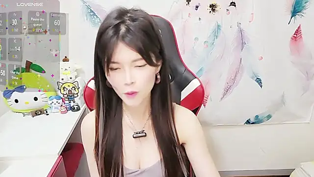 Snapshot of Alina10932 chatting on November 2025 09:26:02 AM Alina10932 online show from November 2025 09:26:02 AM