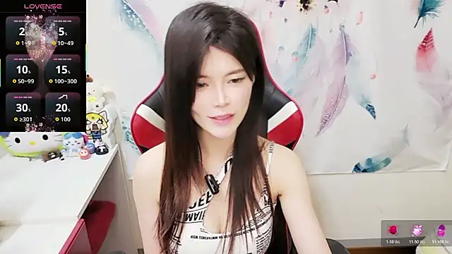 Snapshot of Alina10932 chatting on November 2025 10:20:02 AM Alina10932 online show from November 2025 10:20:02 AM