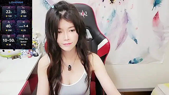 Snapshot of Alina10932 chatting on November 2025 08:52:01 AM Alina10932 online show from November 2025 08:52:01 AM