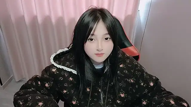 xxz98 online show from April 2026 02:02:02 AM