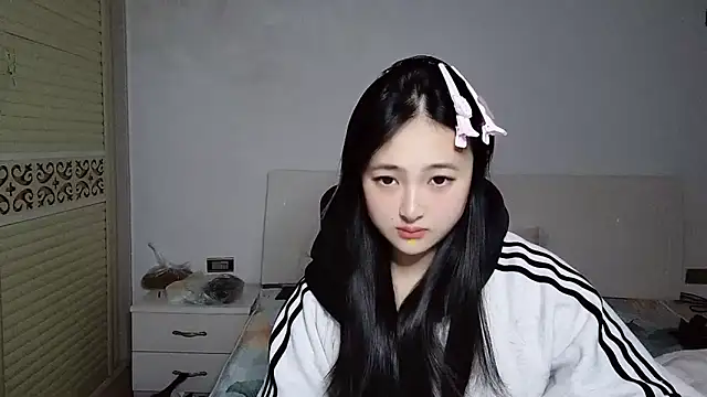 xxz98 online show from December 2025 07:26:01 PM