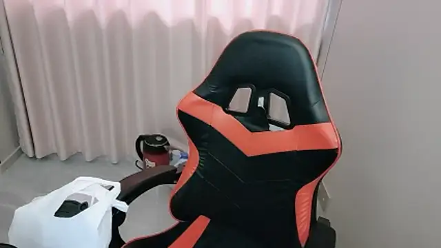 xxz98 online show from April 2026 09:37:01 AM