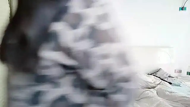 xxz98 online show from December 2025 05:22:02 AM