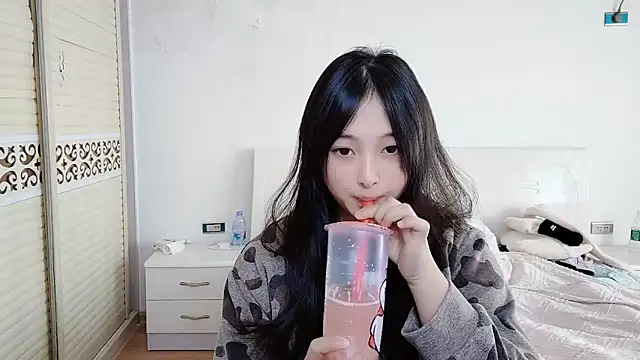 xxz98 online show from December 2025 07:14:02 AM