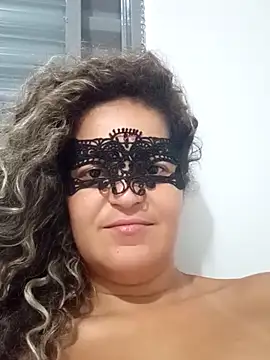 Snapshot of RaphinhaSanches chatting on December 2025 08:59:01 AM RaphinhaSanches online show from December 2025 08:59:01 AM