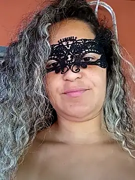 Snapshot of RaphinhaSanches chatting on November 2025 12:16:02 PM RaphinhaSanches online show from November 2025 12:16:02 PM