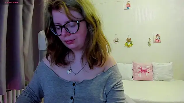 MilisaSweet777 online show from April 2026 07:17:01 PM