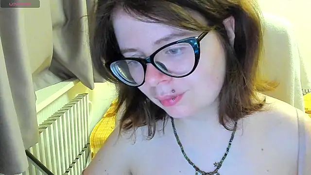 Snapshot of MilisaSweet777 chatting on September 2025 07:28:02 PM MilisaSweet777 online show from September 2025 07:28:02 PM