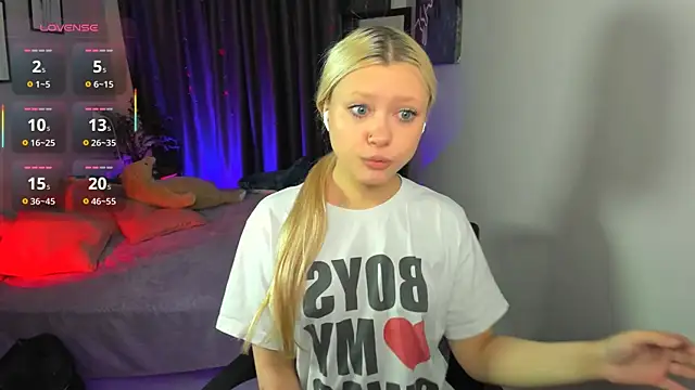 Millie Vanillies online show from December 2025 06:30:02 AM