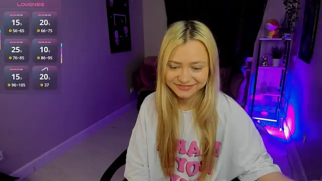 Millie Vanillies online show from October 2025 02:19:02 PM
