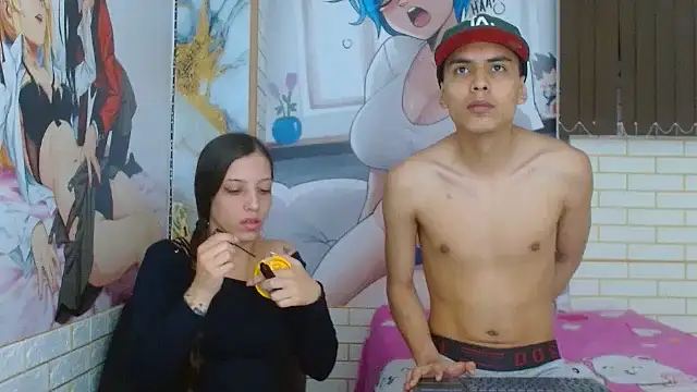 Snapshot of mybonnieandclyde303av chatting on February 2026 03:37:01 AM mybonnieandclyde303av online show from February 2026 03:37:01 AM