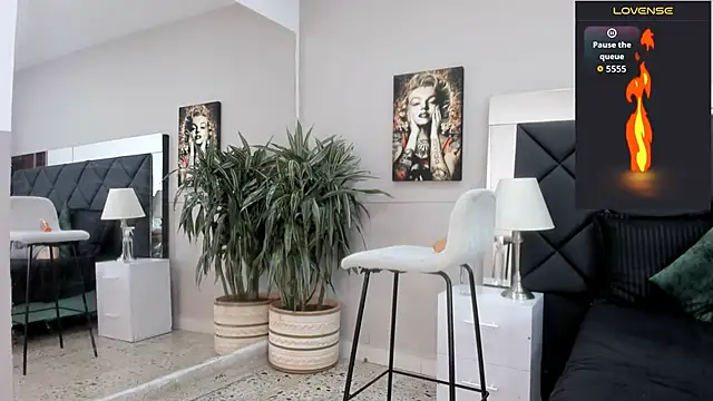 Snapshot of emilio_brandon chatting on November 2025 10:20:02 AM emilio brandon online show from November 2025 10:20:02 AM