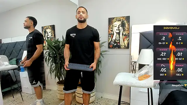 Snapshot of emilio_brandon chatting on November 2025 11:15:02 AM emilio brandon online show from November 2025 11:15:02 AM