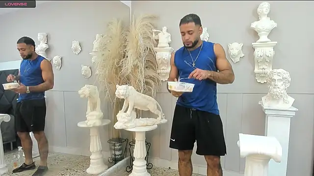 Snapshot of emilio_brandon chatting on November 2025 10:19:02 AM emilio brandon online show from November 2025 10:19:02 AM