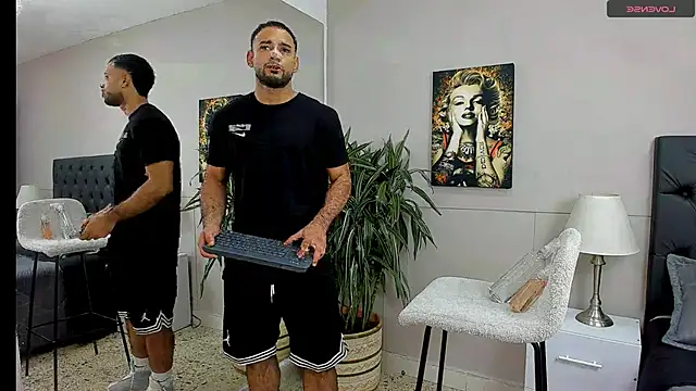 Snapshot of emilio_brandon chatting on October 2025 11:20:01 AM emilio brandon online show from October 2025 11:20:01 AM