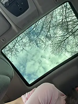  JessyRey  online show from April 2026 01:41:01 PM