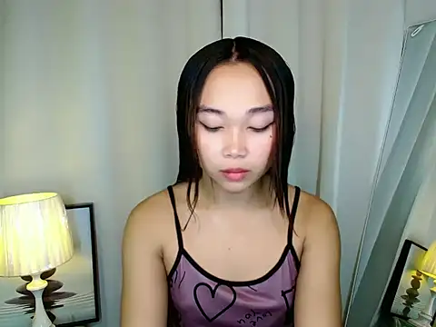SultryCyraFoxmore online show from May 2026 12:35:02 PM