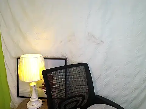 SultryCyraFoxmore online show from February 2026 02:50:02 PM