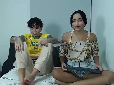 ParisAndVi online show from September 2025 11:31:02 PM