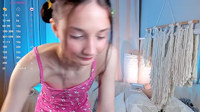 MilliMouse online show from September 2025 11:32:02 PM