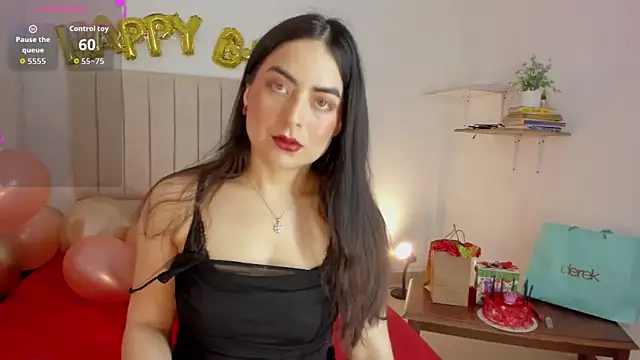 sashaa petit online show from October 2025 11:22:01 AM