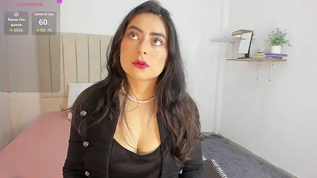 sashaa petit online show from September 2025 11:16:02 AM