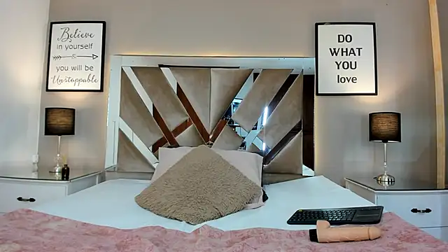 cellestehot online show from October 2025 11:55:01 AM