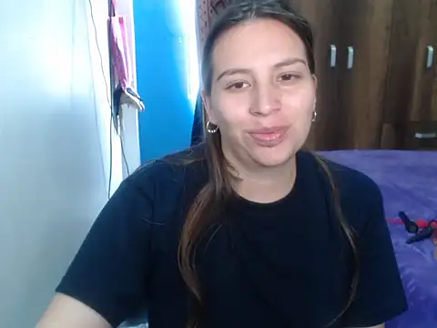 cloequeen15 online show from February 2026 05:01:01 PM