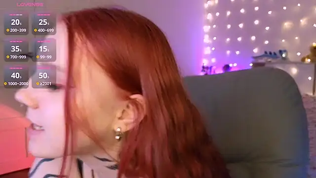 RebeccaAster online show from May 2026 04:44:01 PM