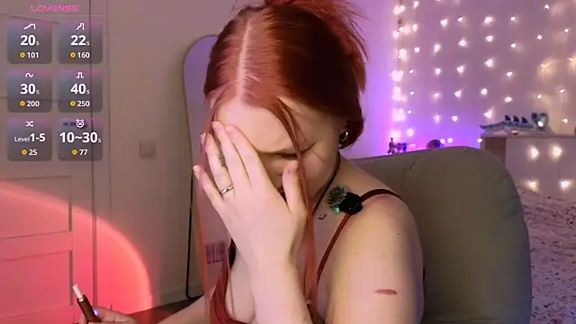 RebeccaAster online show from May 2026 05:05:01 PM