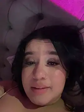 Aliciawhitee online show from September 2025 04:45:01 AM