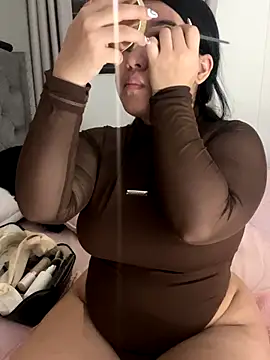 Aliciawhitee online show from October 2025 02:55:01 AM