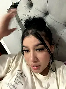 Aliciawhitee online show from November 2025 02:16:02 AM