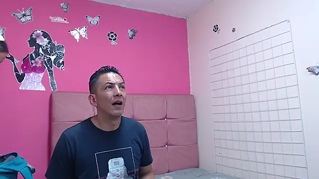 mollyandsam303av online show from March 2026 09:46:02 PM