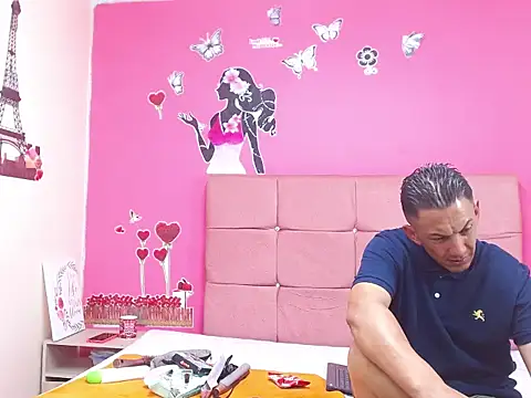 mollyandsam303av online show from November 2025 04:01:02 AM