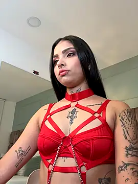 Snapshot of hannah_miltonn chatting on November 2025 10:35:01 PM hannah miltonn online show from November 2025 10:35:01 PM