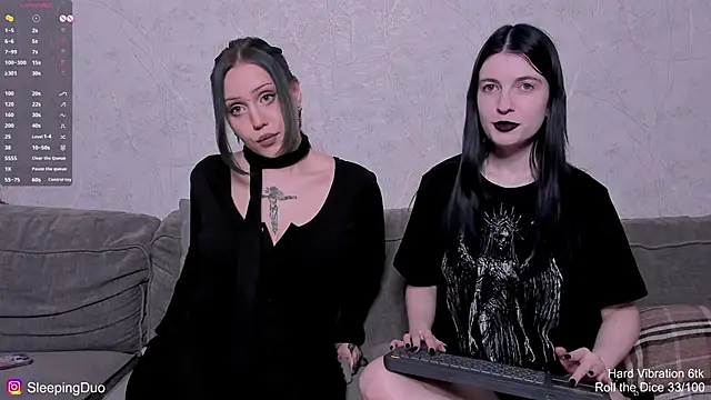 Threesomebabes online show from April 2026 06:47:02 PM