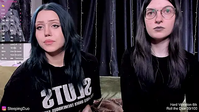 Threesomebabes online show from February 2026 05:10:01 PM