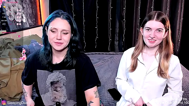 Threesomebabes online show from November 2025 11:59:02 AM