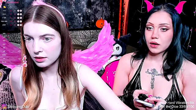 Threesomebabes online show from October 2025 11:51:02 AM