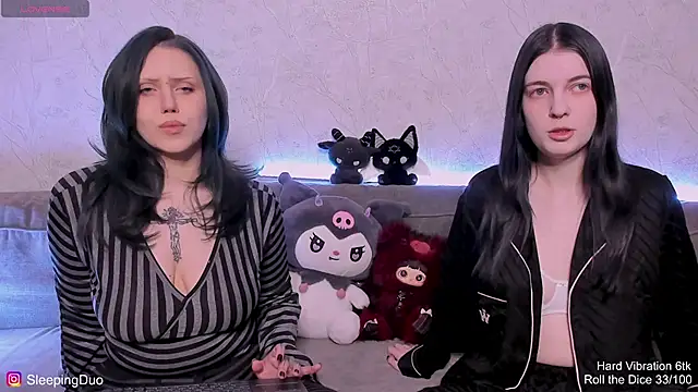 Snapshot of Threesomebabes chatting on May 2026 08:18:02 PM Threesomebabes online show from May 2026 08:18:02 PM