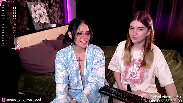 Threesomebabes online show from September 2025 11:16:02 AM