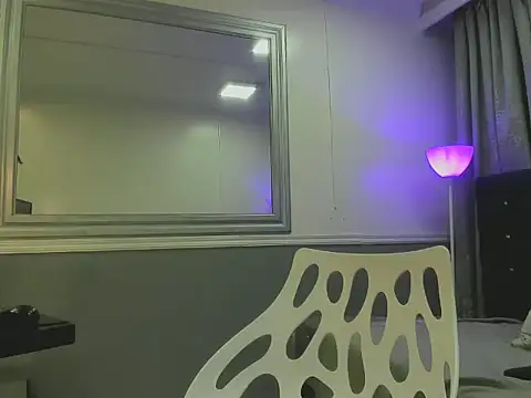 Oriana Jhonson online show from February 2026 11:01:01 AM