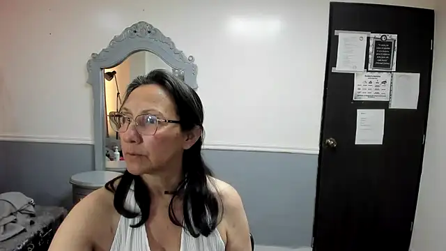 Snapshot of Oriana_Jhonson chatting on April 2026 11:28:02 AM Oriana Jhonson online show from April 2026 11:28:02 AM